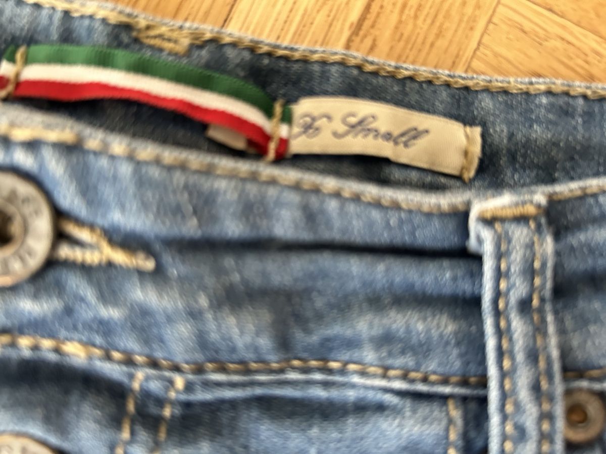 Please Jeans Jeans: Short Please Jeans, XS – Gebraucht aus Gorgier von hcaroline4 2