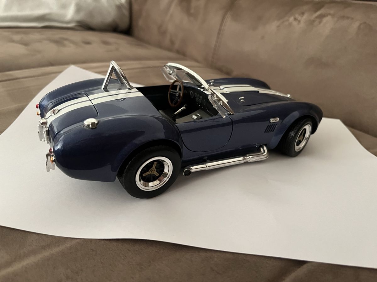 Shelby Collectibles Modellini d'auto: Shelby Cobra 427 S/C, 1/18 – Usato da Saxon venduto da Kwik25 2