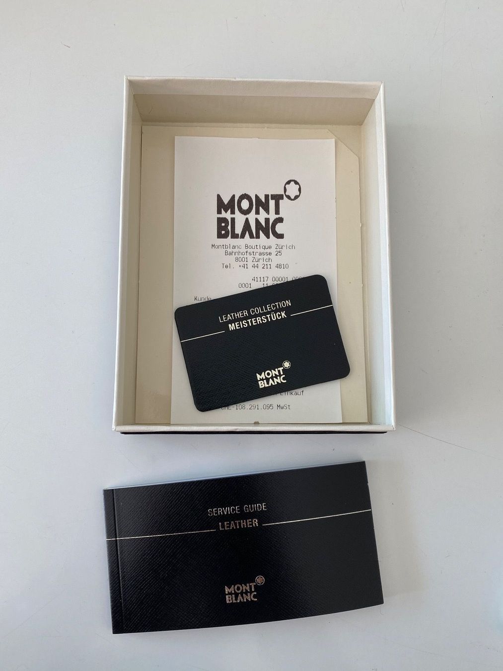 Cover & Protezioni schermo: Neu Mont Blanc iPhone 4 Etui – Nuovo e nell'imballaggio originale da Luzern venduto da coffee74 4