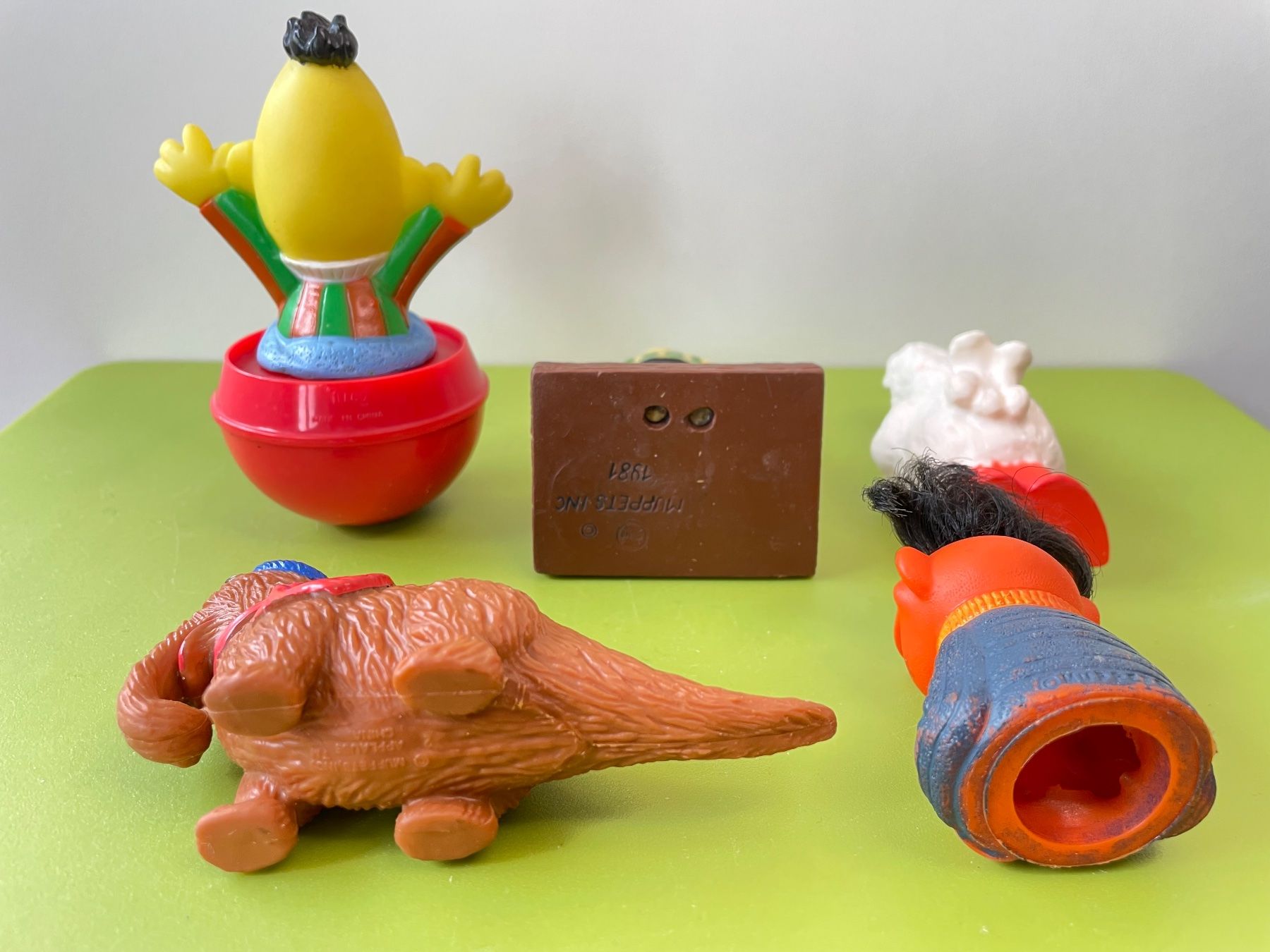 Figuren: 5x Sesamstrasse Erni / Bert / Toccata / Snuffy Comic Figur – Gebraucht aus Gossau SG von entwederoder 4