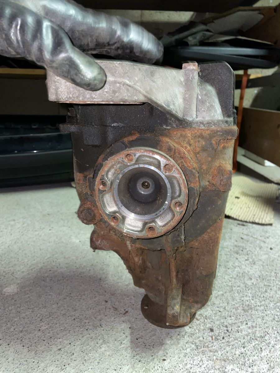BMW Toutes les pièces auto: BMW E30 E36 Compact Differential – D'occasion à Buchs AG par twinturbo2 6