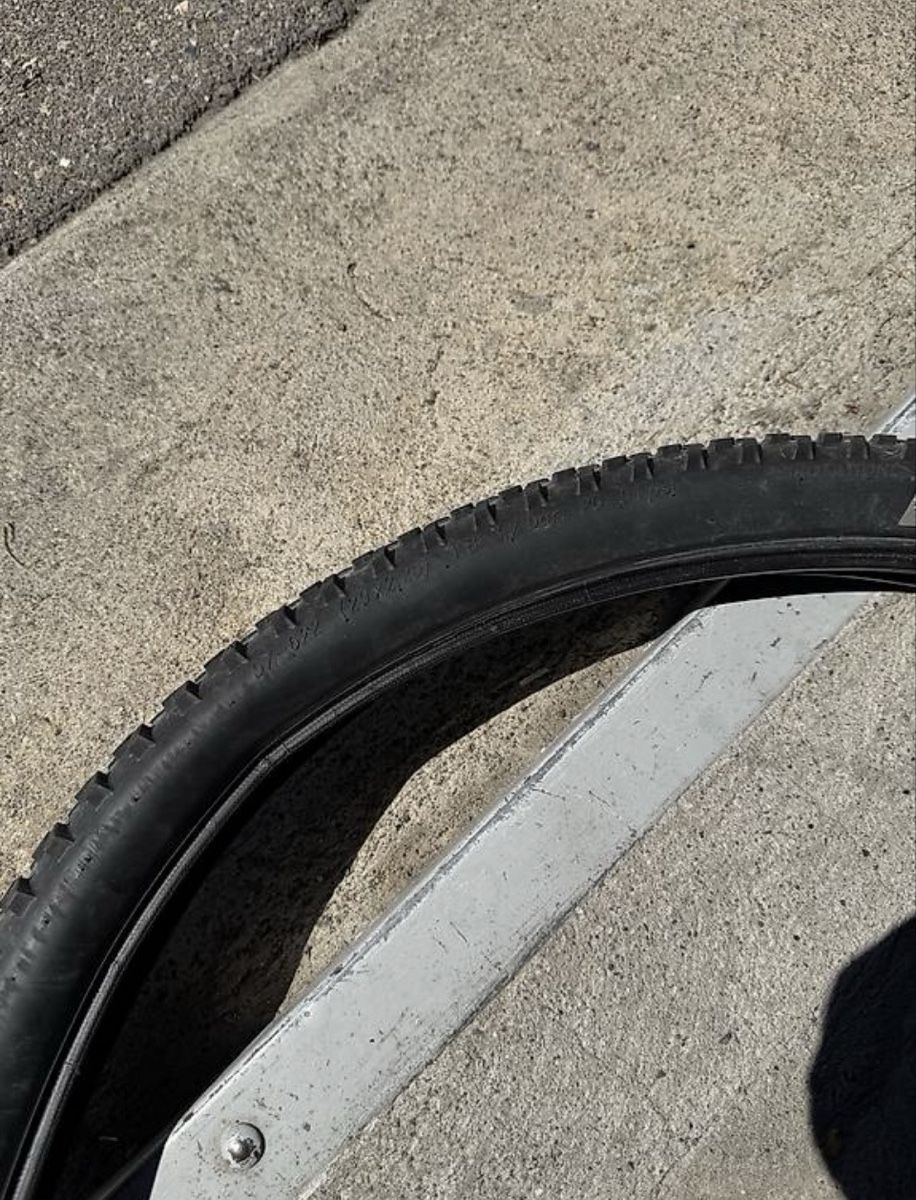 Pièces détachées: Reifen schwalbe 67-622 29x2.25 – D'occasion à Pfäffikon ZH par jekaaxx 4