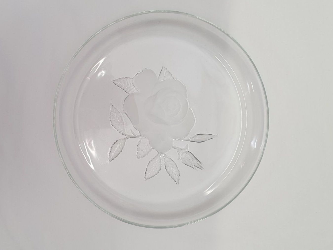 Piatti: Glas-Teller mit Rose – Usato da Ehrendingen venduto da Avotis