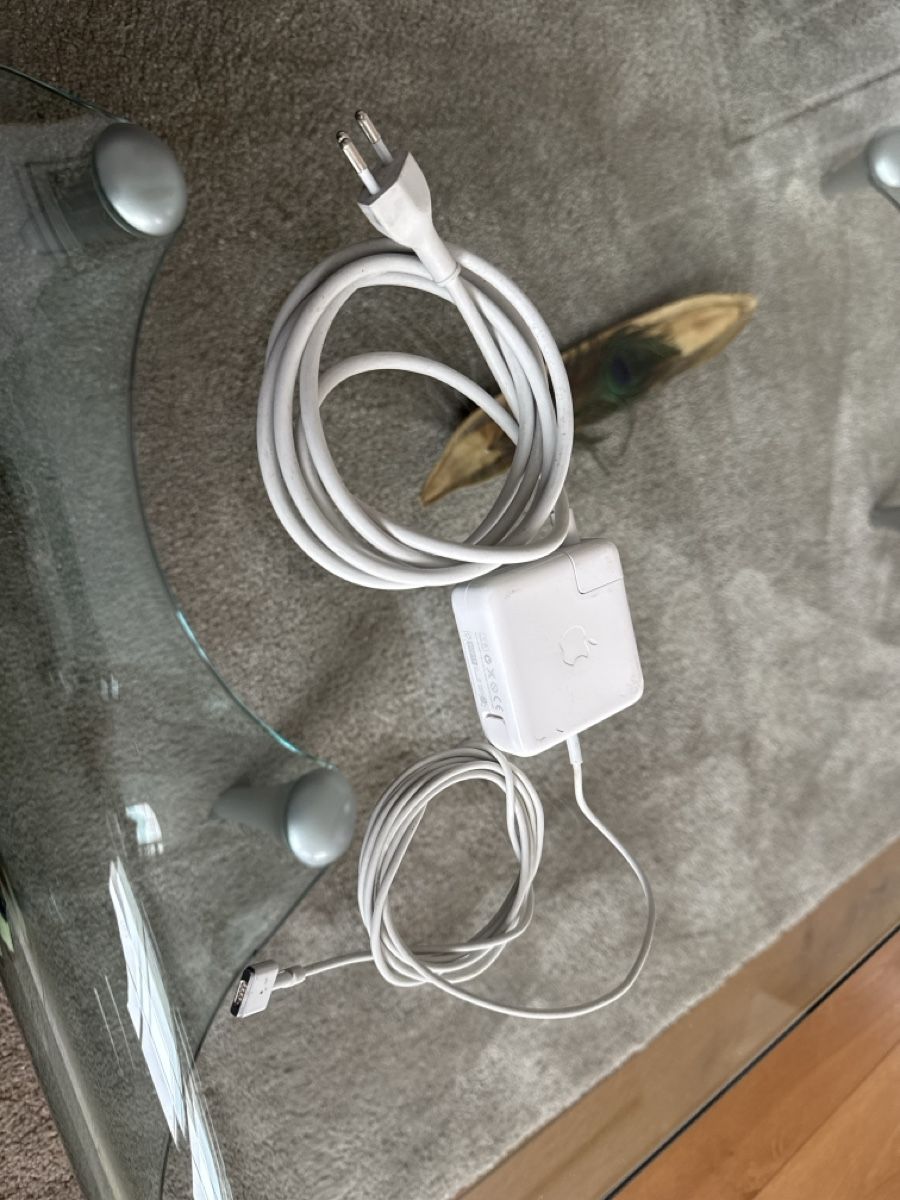 Caricabatterie: Magsafe 2 Apple Original Ladekabel – Usato da Sempach venduto da CU2times 1
