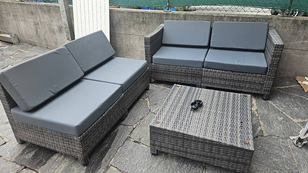Sofas: Divanetti in rattan per giardino – D'occasion à Monte Carasso par viv_wk75