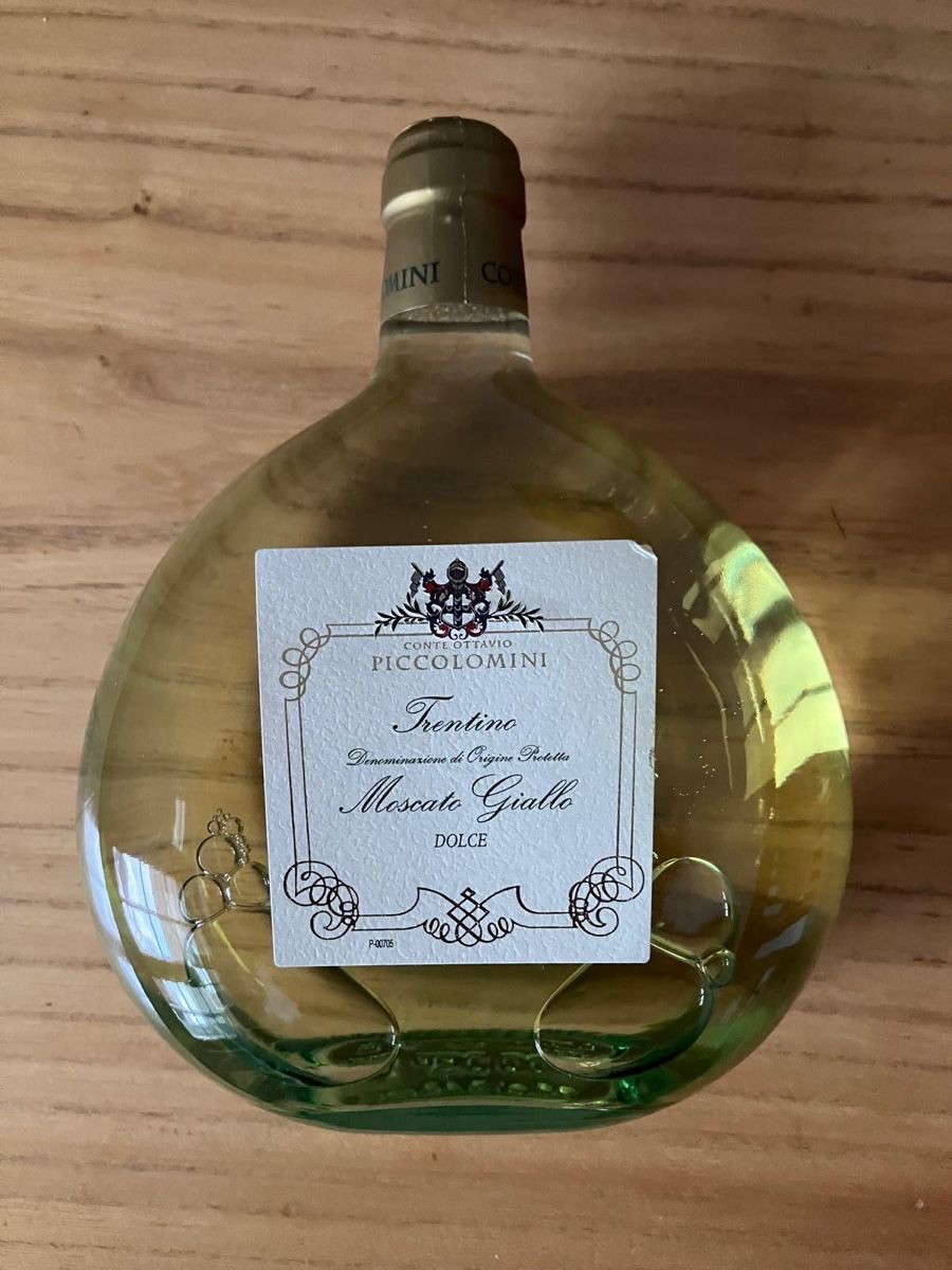 Wein: Weisswein Moscato Giallo 6er Karton – Neu und originalverpackt aus Aarwangen von to-hirschi