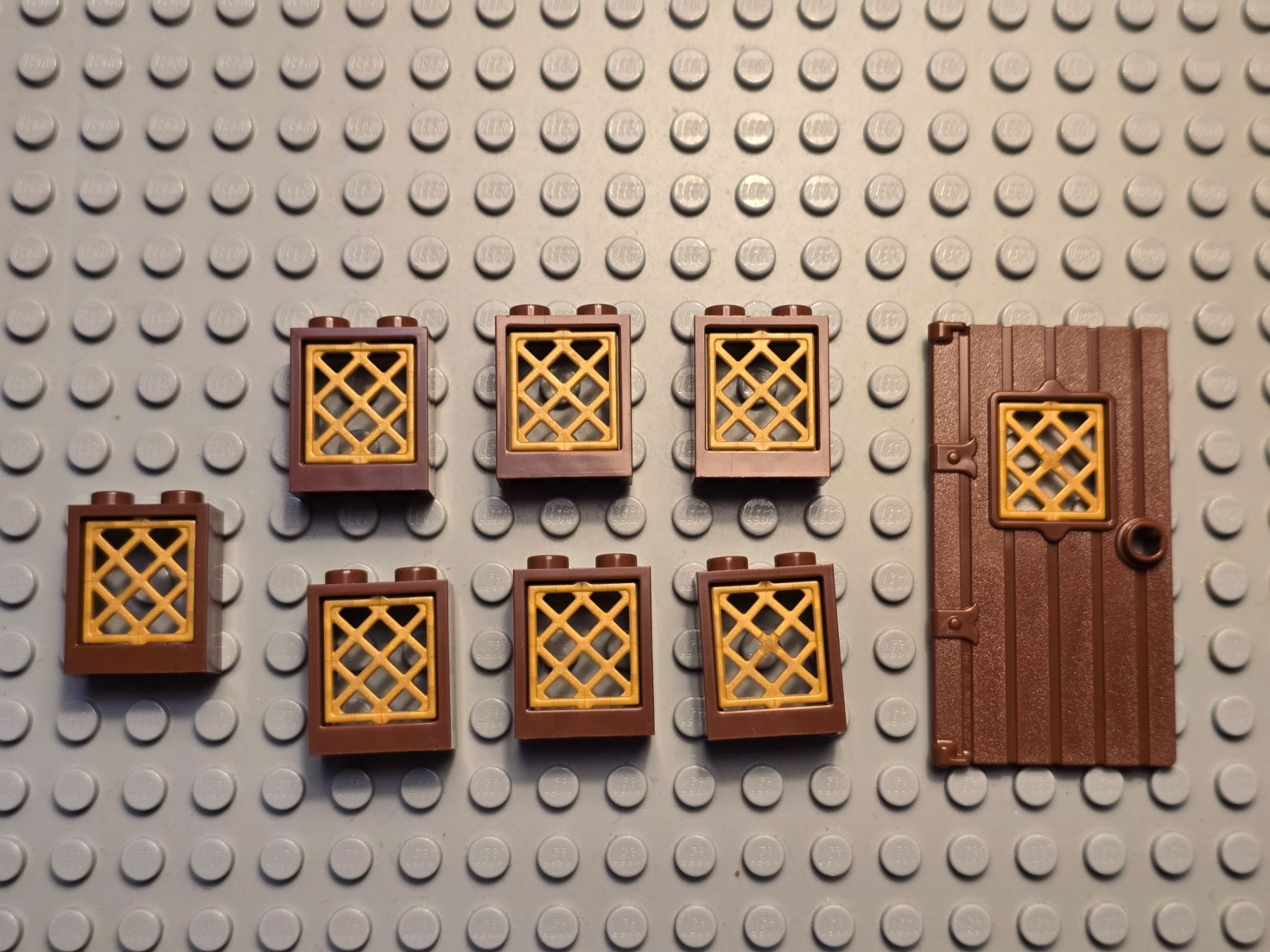 Lego 7x Fenster mit Gitter (60593) + Tür (Neu (gemäss Beschreibung)) in ...