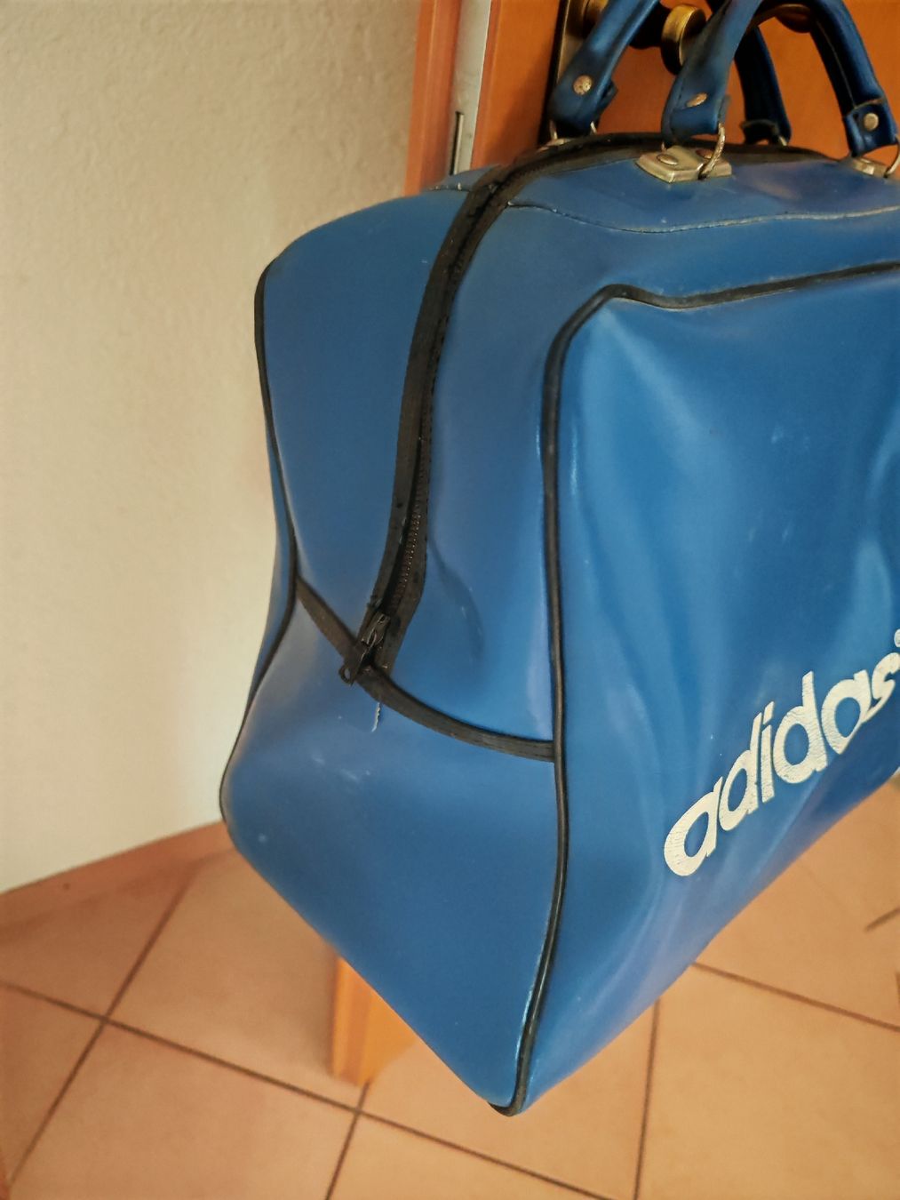 Adidas Taschen: ADIDAS sac bleu Vintage – Gebraucht aus Marly von Coraioru 1