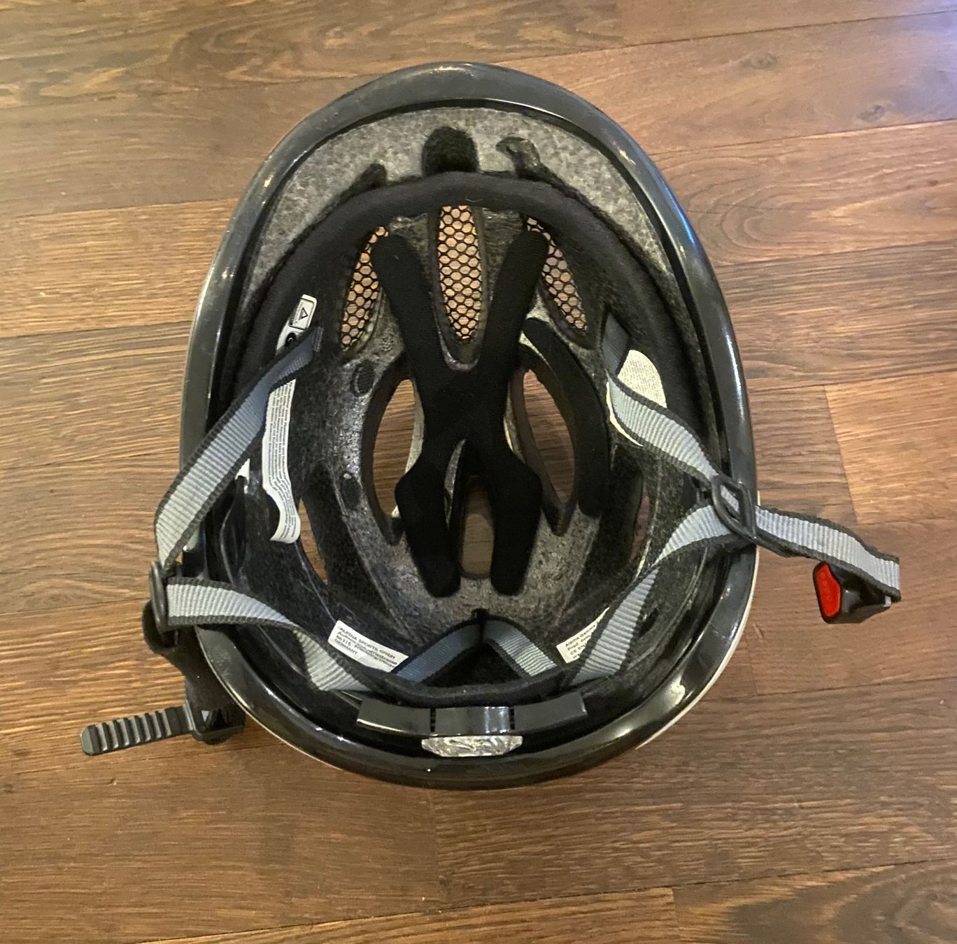 Caschi: Kleinkind Velohelm, Alpina Gamma – Usato da Au ZH venduto da cafisafr 2