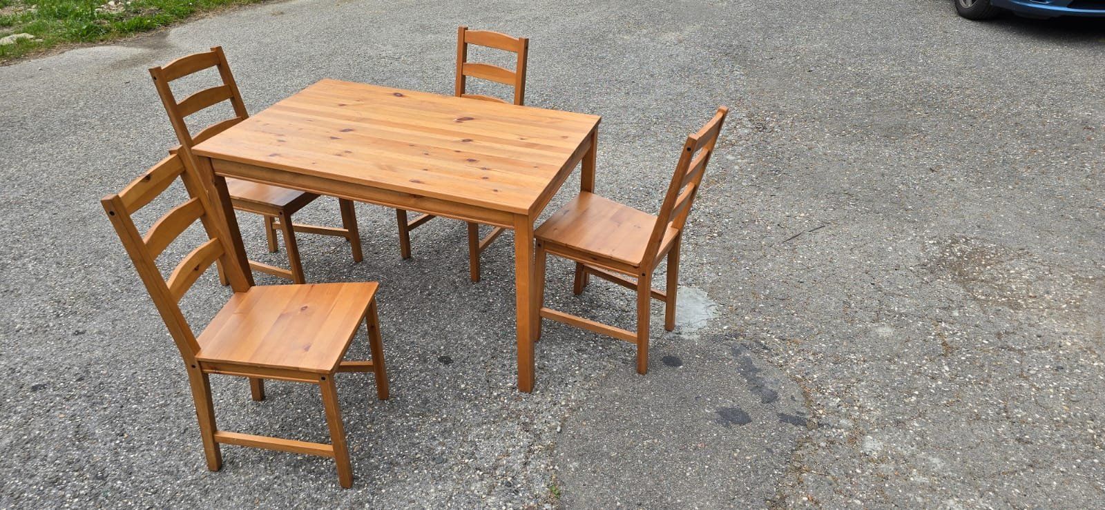 Ikea Tavoli: Esstisch Holz mit 4 Stühlen – Usato da Liesberg venduto da SteinerA90 2