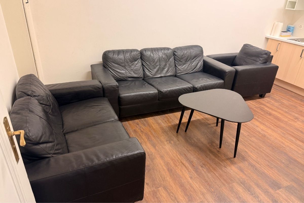 Sofas: Sofa in BERN abholen – D'occasion à Bern par Privat4