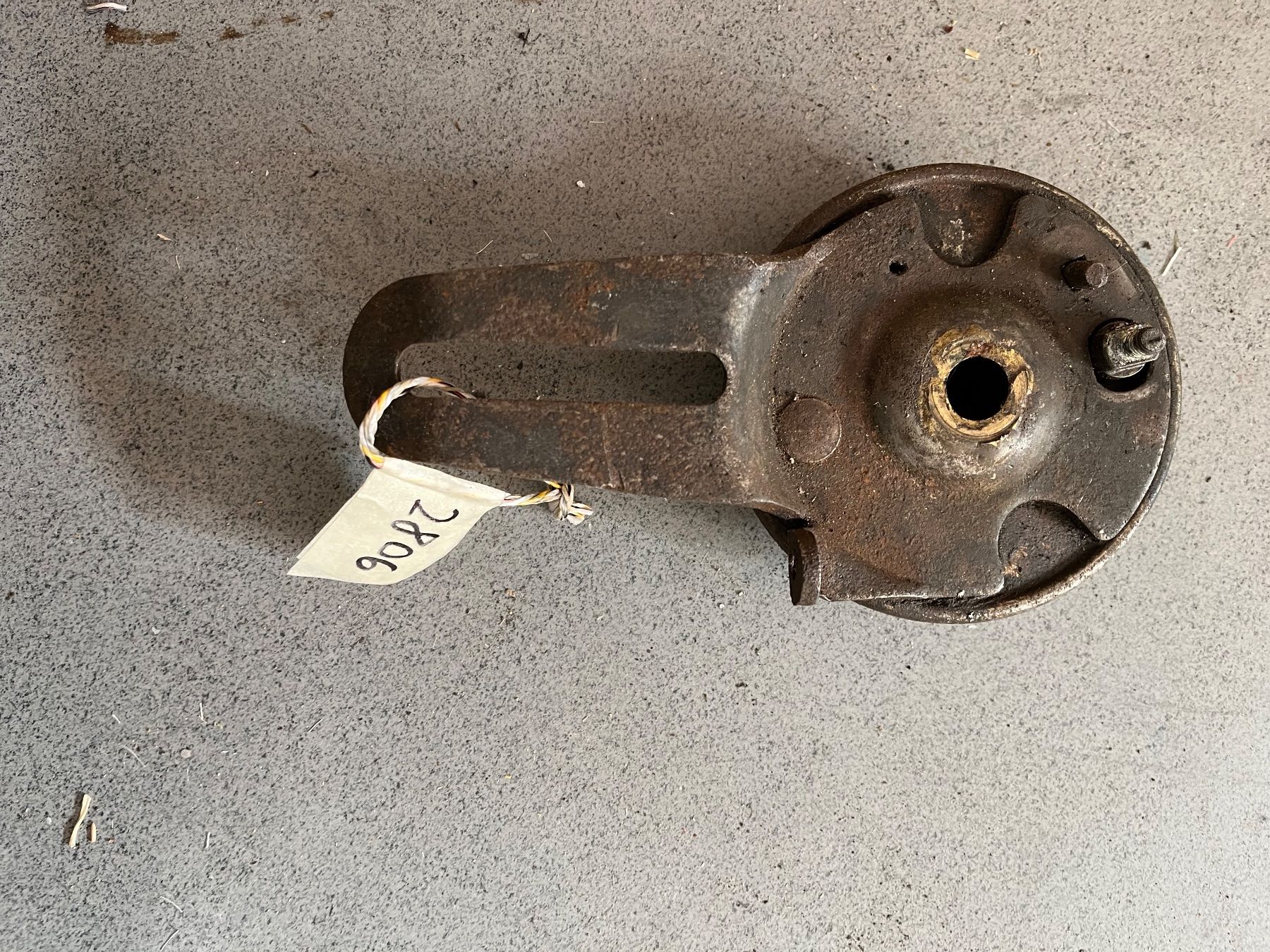 Sachs Parti ricambio per ciclomotori: Sachs Mofa Bremsankerplatte – Usato da Fahrni b. Thun venduto da berger_tuning34