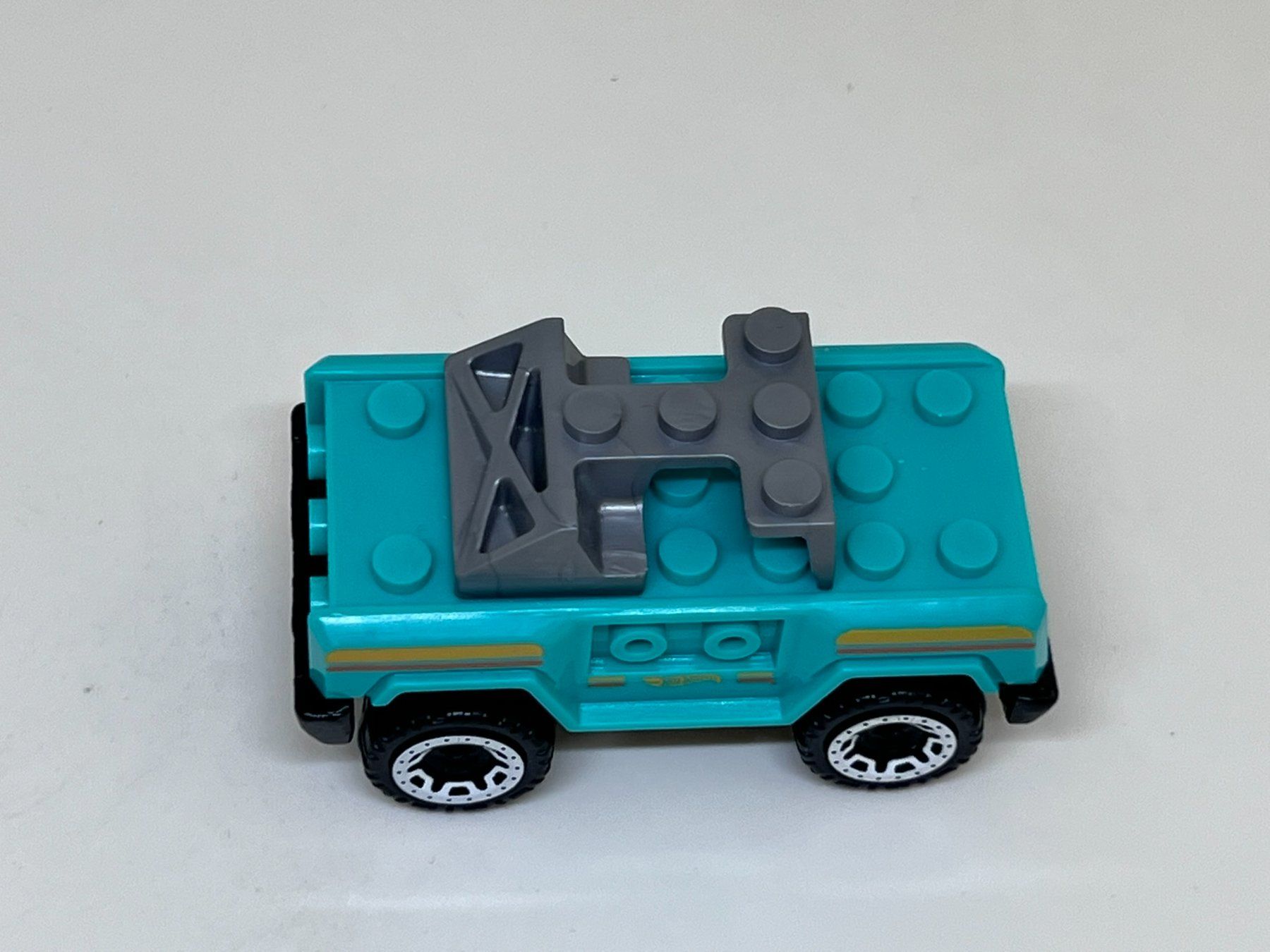 Hot Wheels Modellini d'auto: Hot Wheels Bricking Trails #195 – Usato da Wildegg venduto da LaaBoutique 1