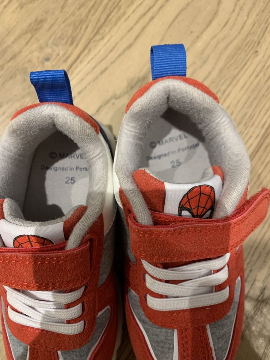 Scarpe per ragazzi: Spidermann Kinderschuhe Gr. 25 – Usato da Urdorf venduto da lil_bw7r 2