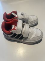 Baskets Adidas taille 29