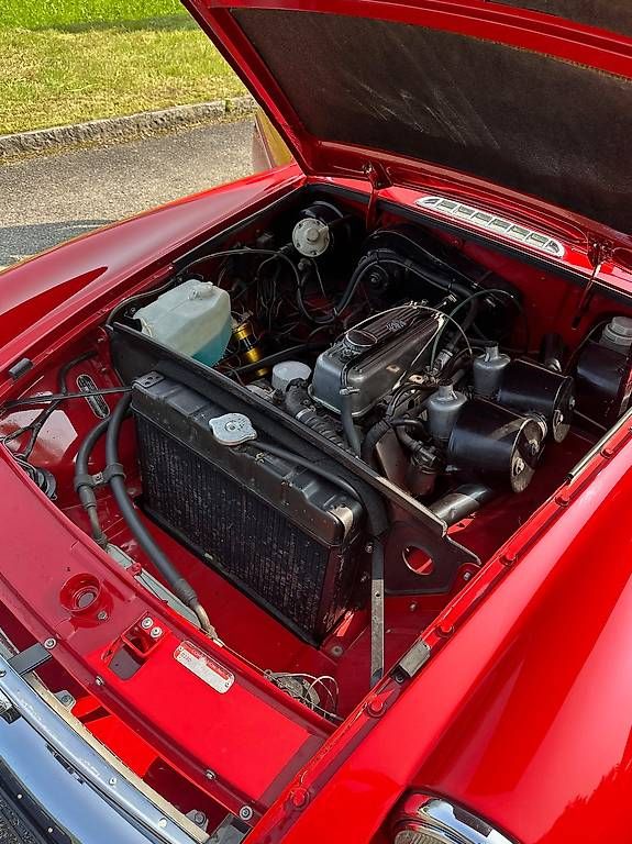 Automobili: MG B GT – Usato da Hasliberg Reuti venduto da inf_mg7k 4