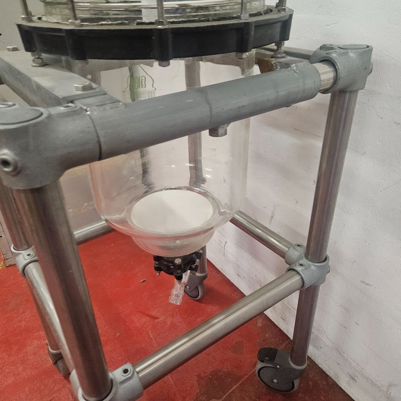 Laborzubehör: 20L Glaskeller Nutsche – Gebraucht aus Niederdorf von LeptonAG_Labor 3