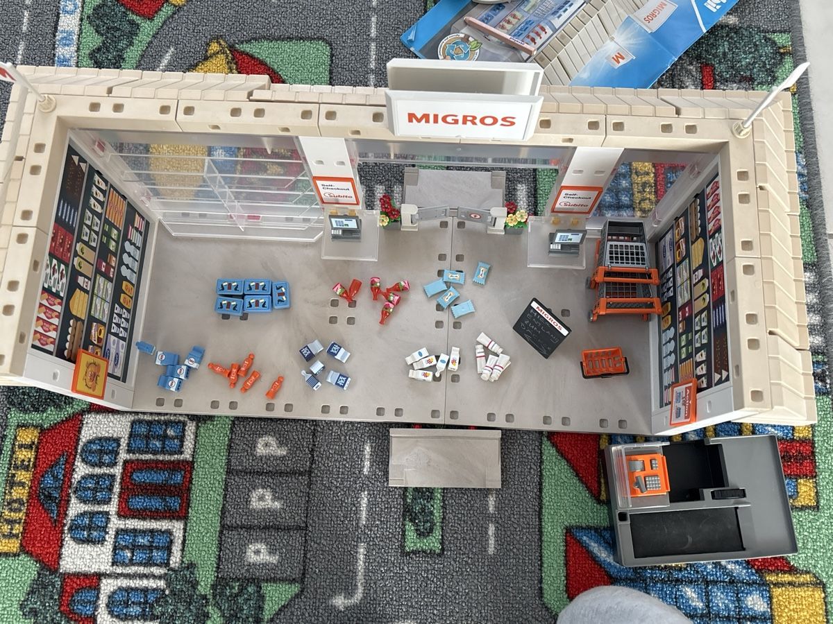 Playmobil Giocattoli: Playmobil Migrosmania – Usato da Safenwil venduto da sabikie