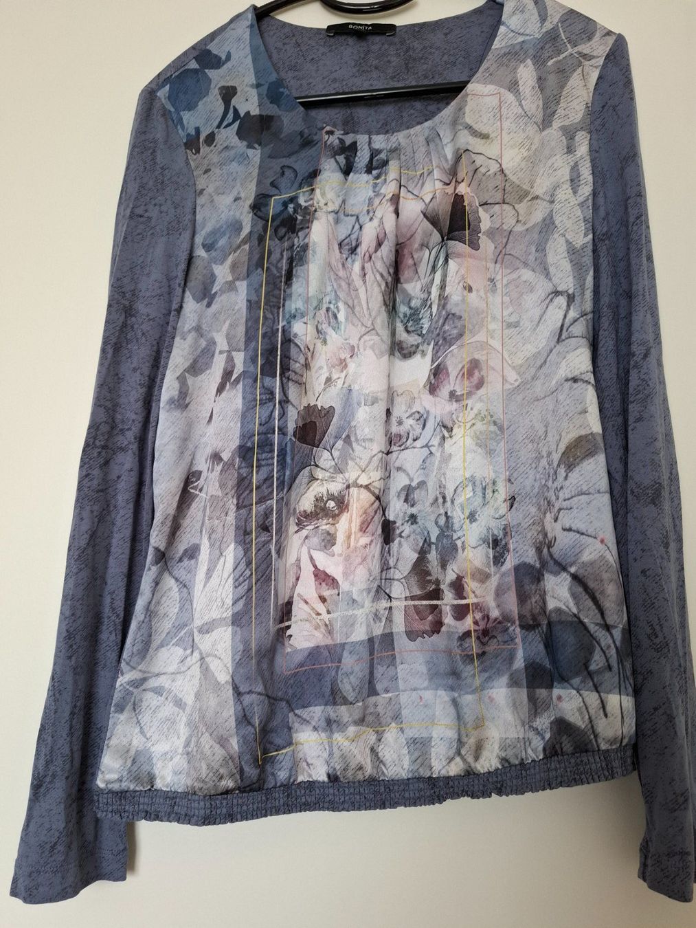 Bonita T-shirt: Edles Langarm-Shirt Gr. S – Usato da Horw venduto da Cila5
