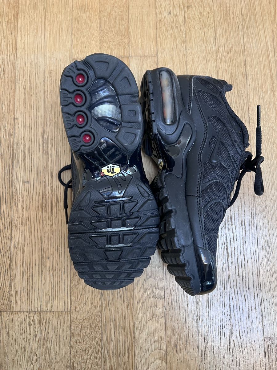 Nike Scarpe da uomo: Schwarze Nike TN Air Max Plus, 36.5 – Nuovo (secondo la descrizione) da Ostermundigen venduto da Steff18 2