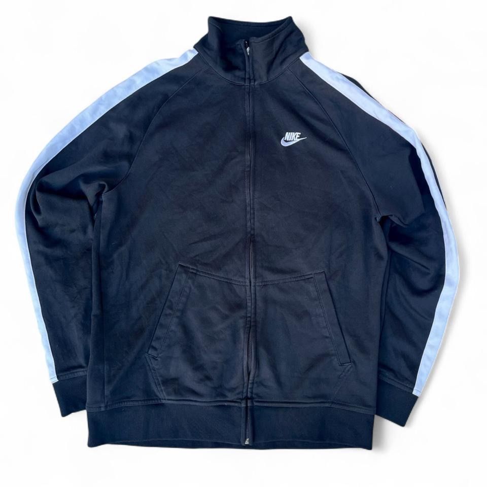 Nike Jacken: Nike Tracksuit Schwarz – Gebraucht aus Riehen von RESTREET
