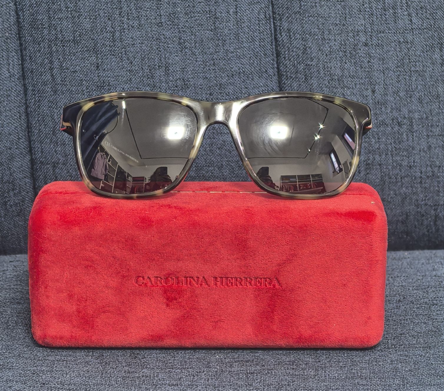 Carolina Herrera Occhiali & Lenti: Carolina Hererra Sonnenbrille – Nuovo e nell'imballaggio originale da Bad Ragaz venduto da AKahlon