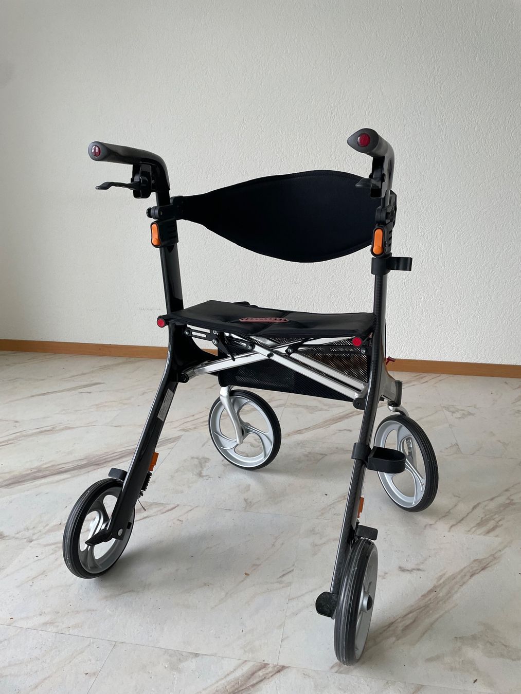 Aides à la marche: Rollator – Neuf (Voir description) à Winterthur par taiyo 2