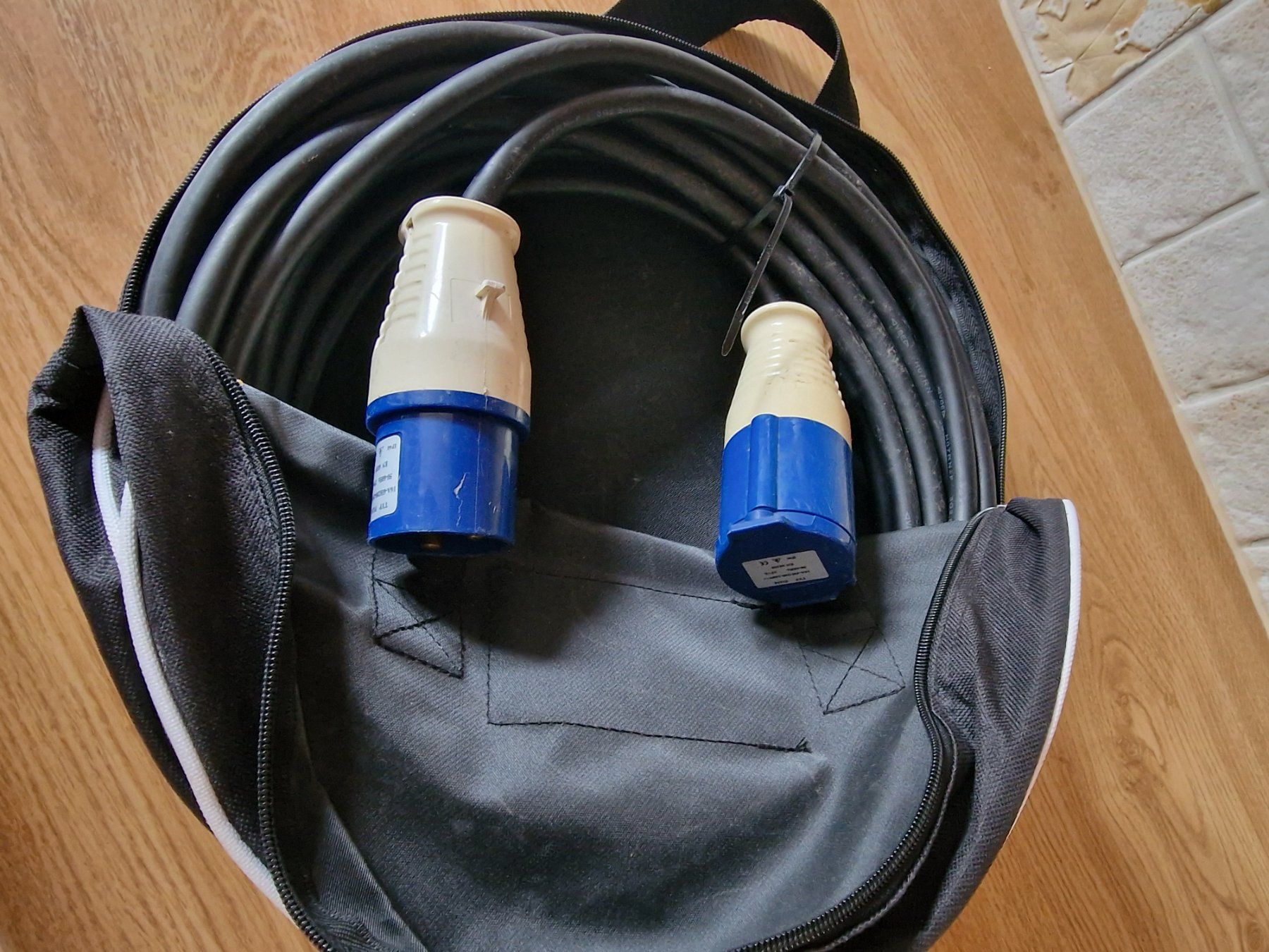 Cavi: Kabel 15 m – Usato da Uerkheim venduto da Lissy176