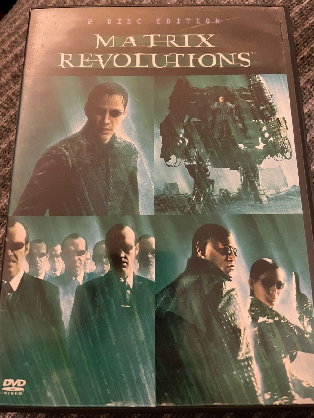 Tutti i DVDs: Matrix Revolutions - 2 Disc Edition – Nuovo (secondo la descrizione) da Dierikon venduto da Butcherboy