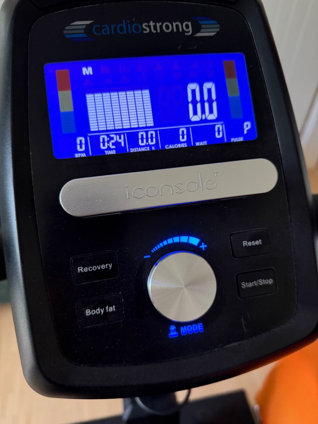 CardioStrong Hometrainer: cardiostream Ergometer BX70i  selten gebraucht – Usato da Altenrhein venduto da knarf03 2