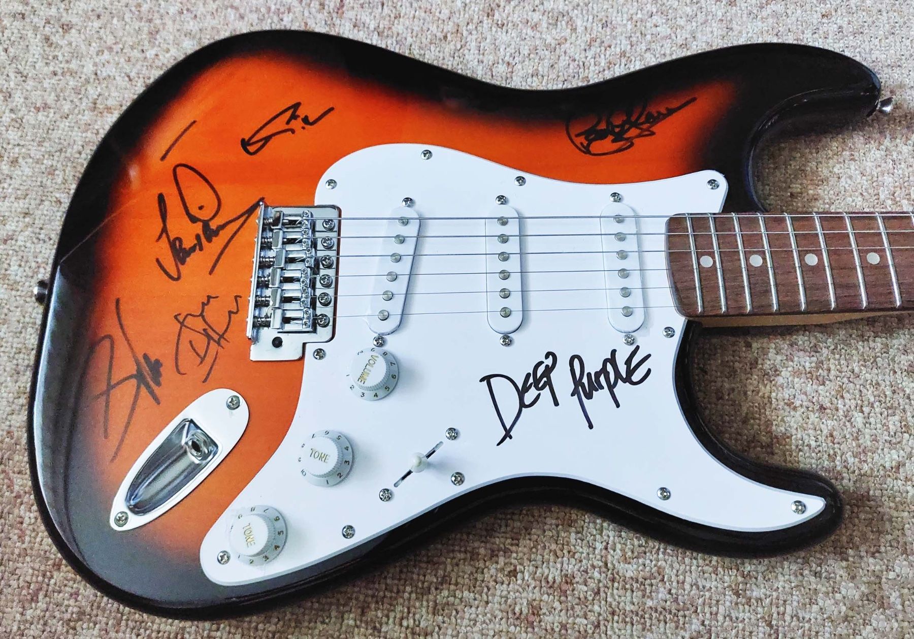 Autogramme: Deep Purple - Autogramm auf Gitarre – Gebraucht aus Kaisten von Simpsons4