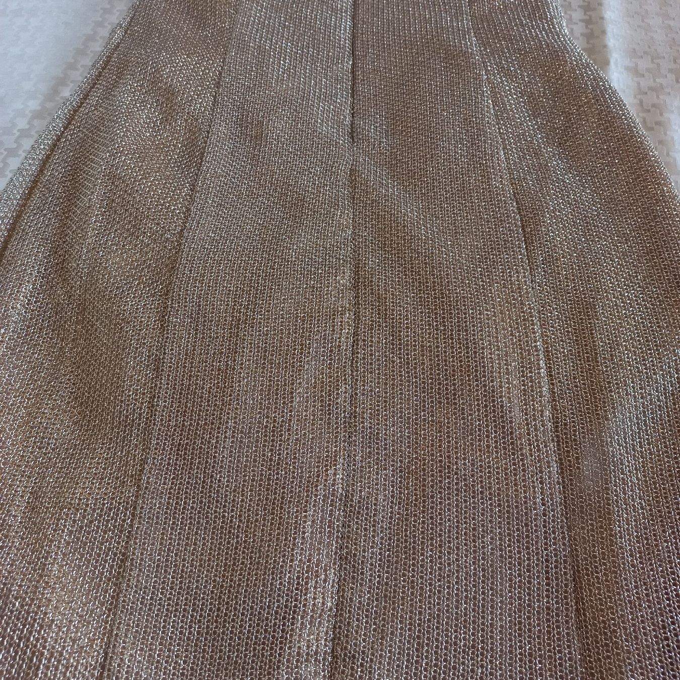 Vestiti: Robe dorée sans manches taille M neuve  – Nuovo (secondo la descrizione) da Dompierre FR venduto da fat_xth5 8