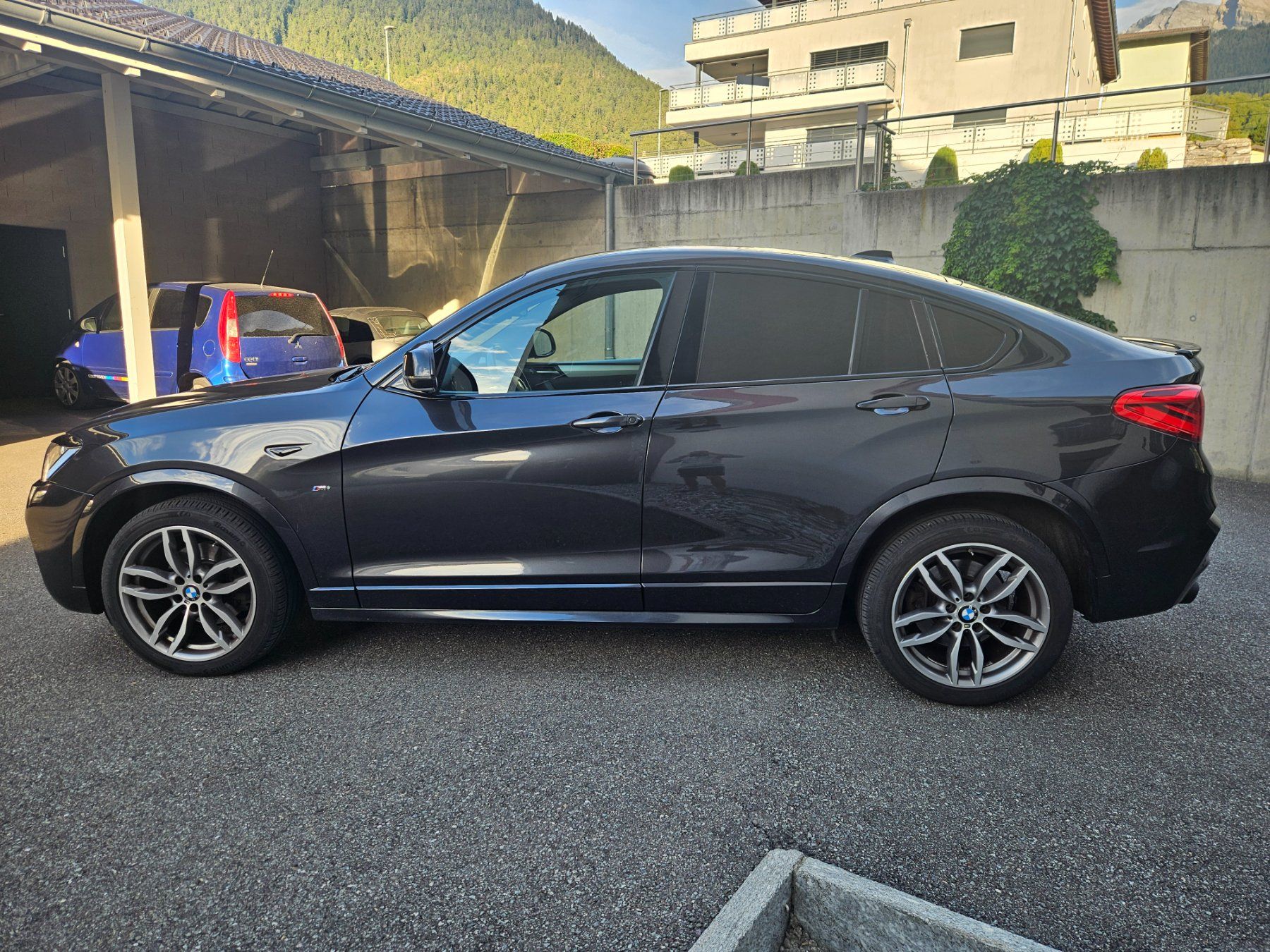 BMW Automobili: BMW X4 XDRIVE 28I – Usato da Chamoson venduto da veu_9ssd 1