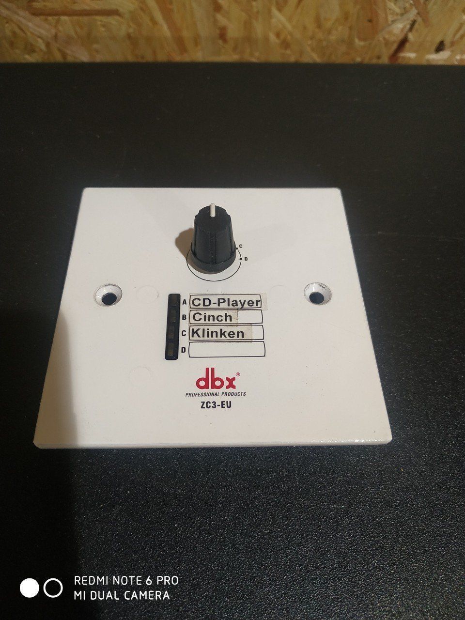 Console di mixaggio: DBX Zone PRO 641 + ZC1 + ZC3 - Digital Processor – Usato da Koppigen venduto da connect1 9