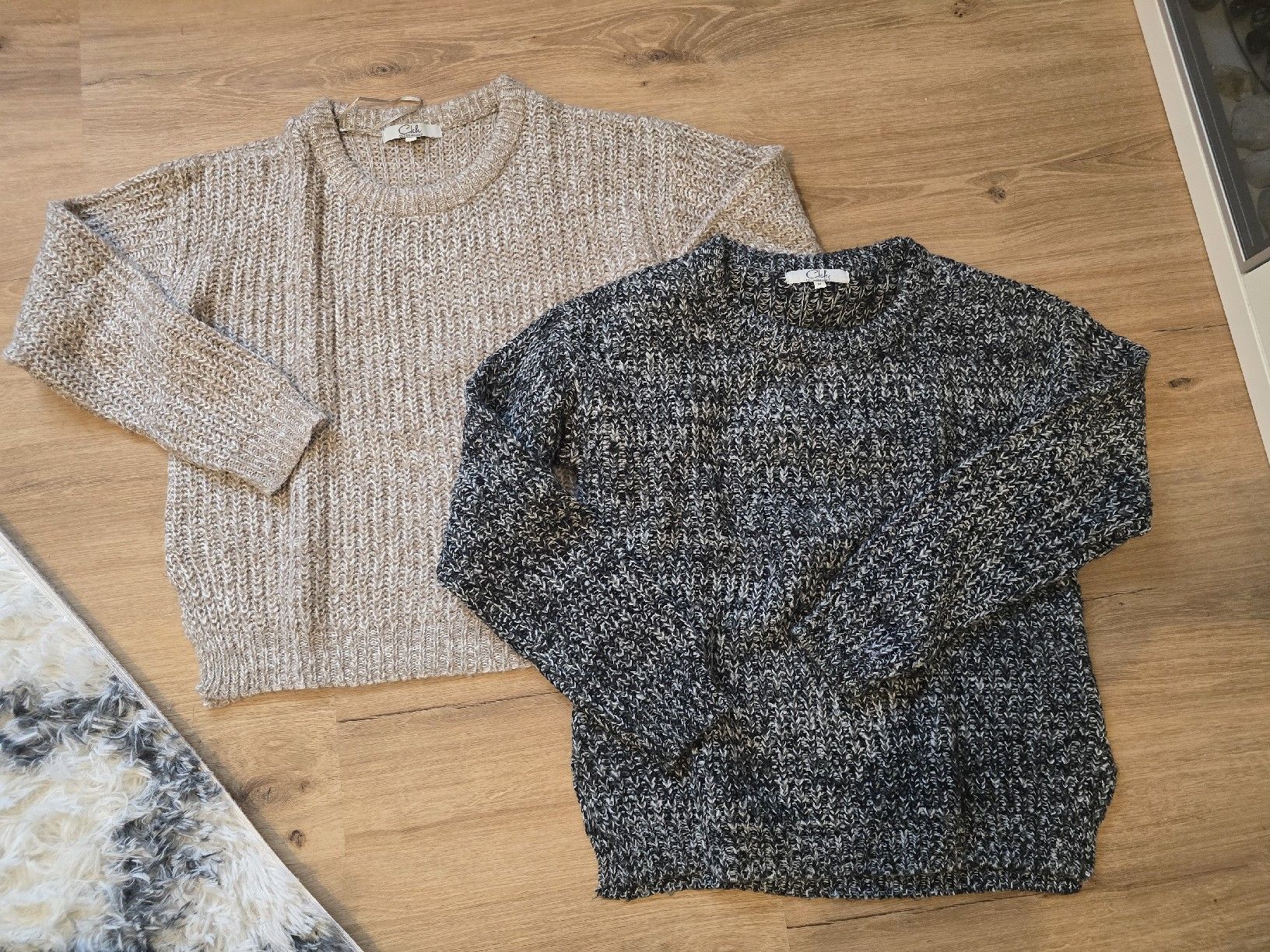 Maglioni & Felpe: 2 kuschelige Pullover Gr. M – Usato da Aadorf venduto da mona_speedy