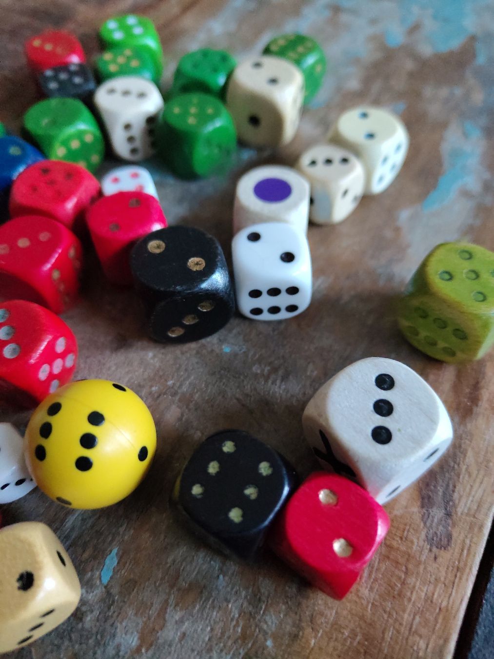 Giochi: diverse Würfel – Usato da Olten venduto da so.bi 1