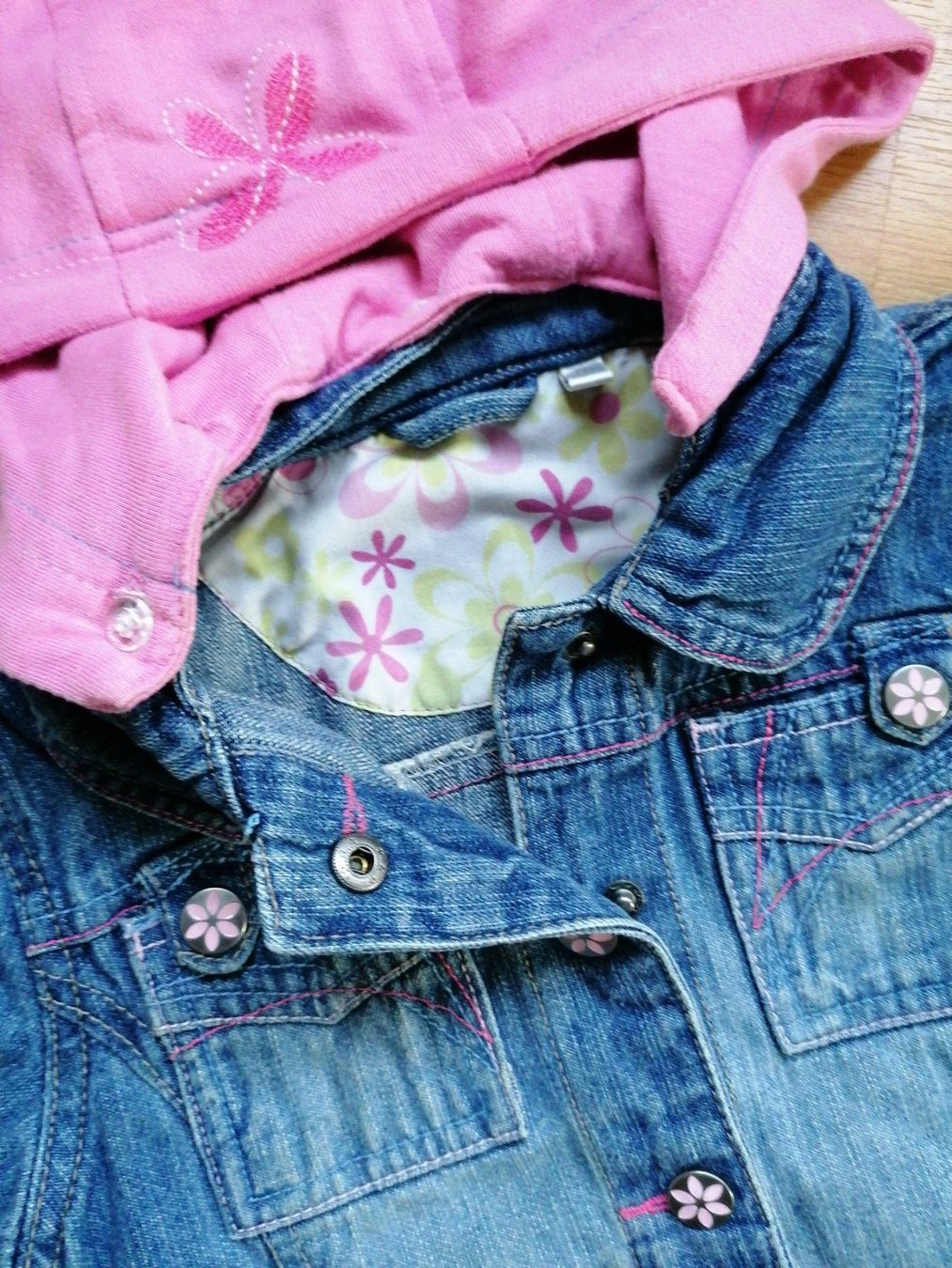 Giacche & Cappotti: Jeans jacke mit Kapuze Gr 98 – Usato da Büttikon AG venduto da Amineah 1