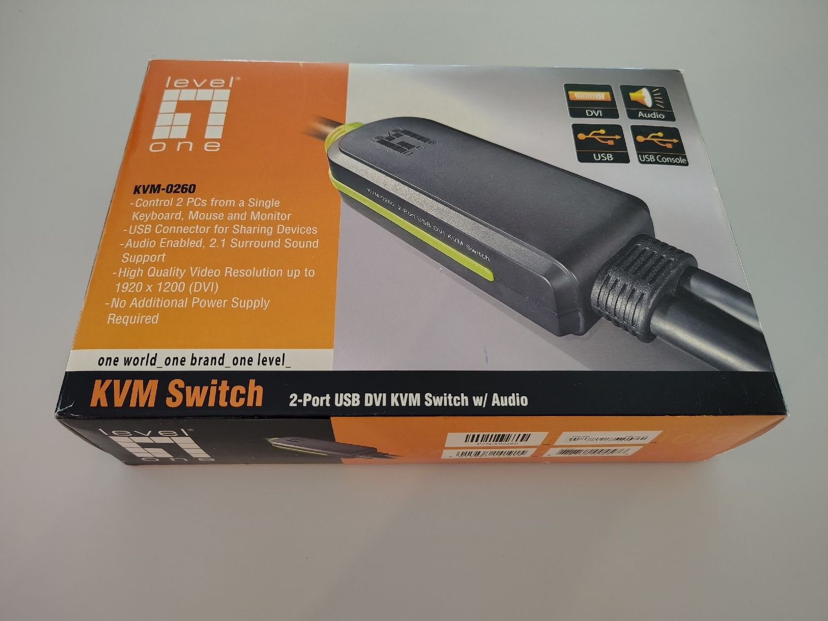 Hub & Switch: LevelOne KVM Switch KVM-0260 2-Port DVI USB mit Audio – Nuovo (secondo la descrizione) da Neuendorf venduto da Buggle