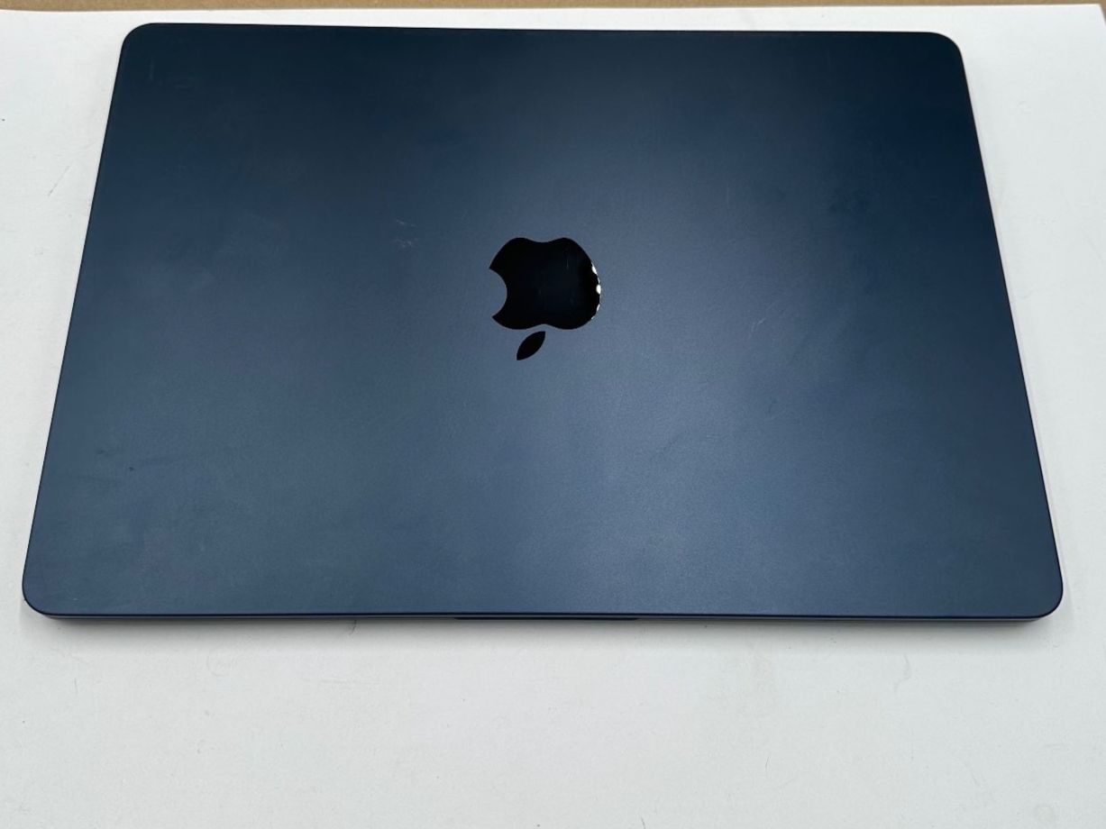 Apple Notebook: MacBook Air 13" (Mid 2022), Apple M2 (8-Core CPU/8-Core GPU) – Usato da Birmenstorf AG venduto da Distronics_SchweizAG 1