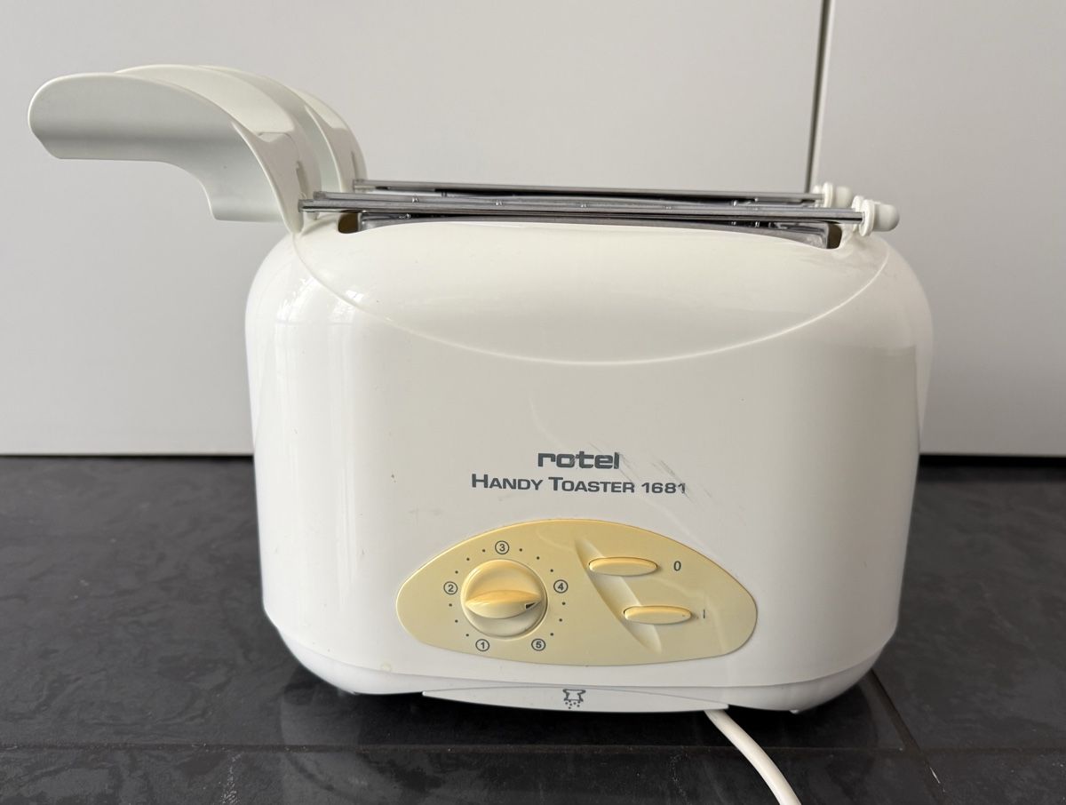 Elettrodomestici da cucina: Toster Rotel Handy Toster 1681 – Usato da Luzern venduto da nin_652v