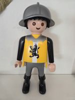 Playmobil Ritter Figur gross Dekoration gelb schwarz ca 65cm