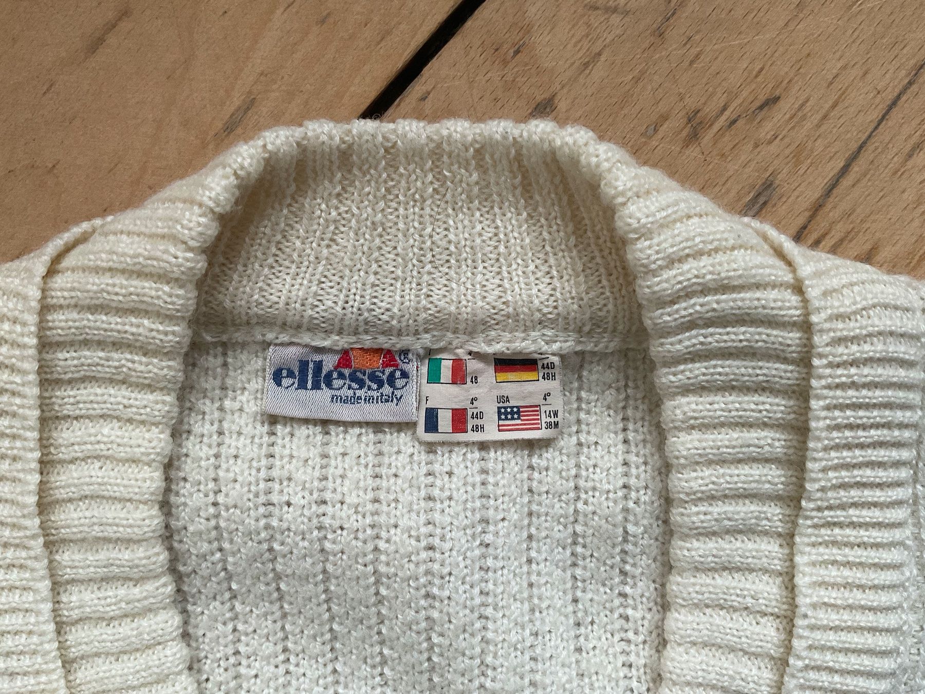 Ellesse Maglioni & Felpe: Original Vintage 80s Ellesse Tennis Pullover – Usato da Zürich venduto da vintage_street_style 1