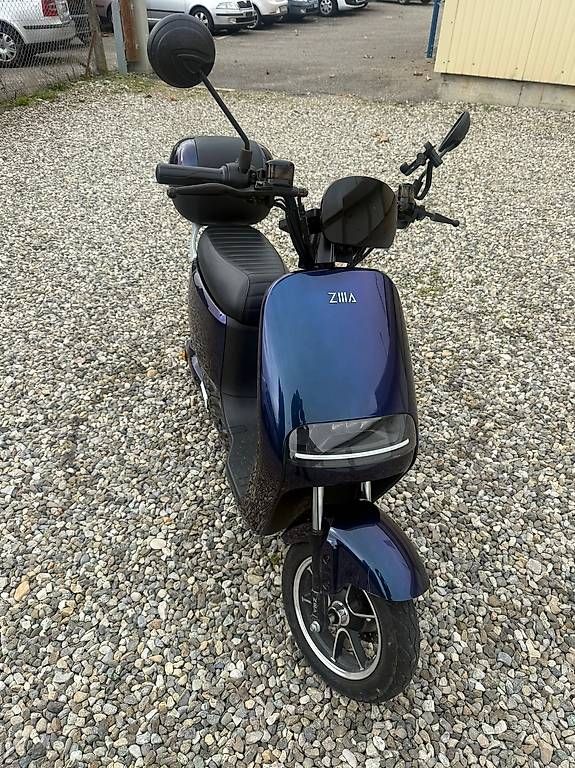 Veicoli elettrici: Zilla Lokki / Zilla Loki X E-Roller ? 1?350 km – Usato da Bützberg venduto da Imperial-Cars 1