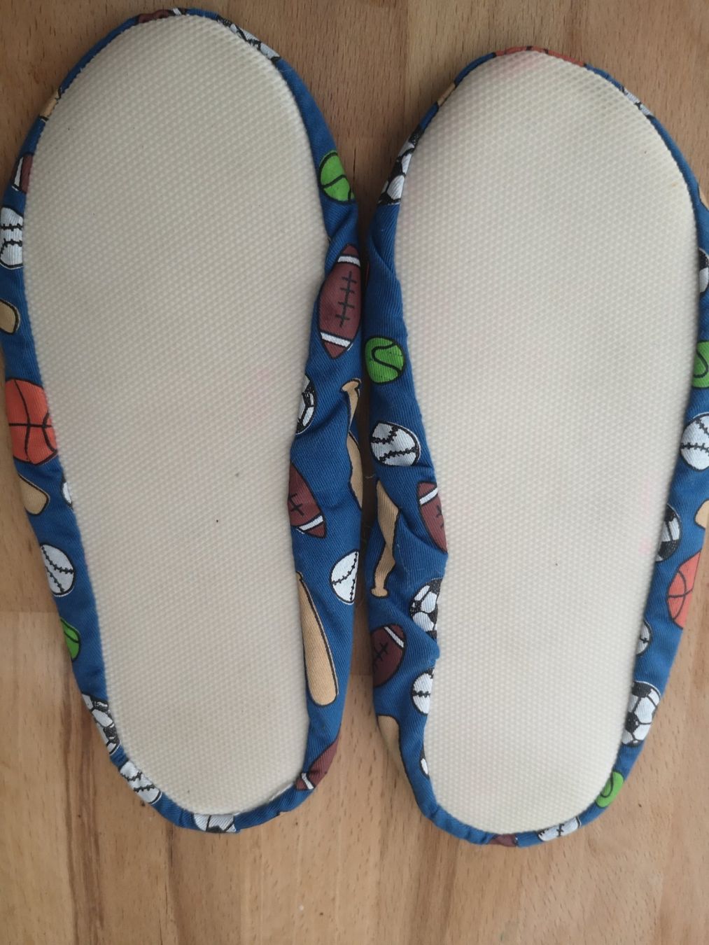 Schuhe für Jungen: Turnschuhe / Basane de gym 27 – Neu und originalverpackt aus Onex von Genevois85 1