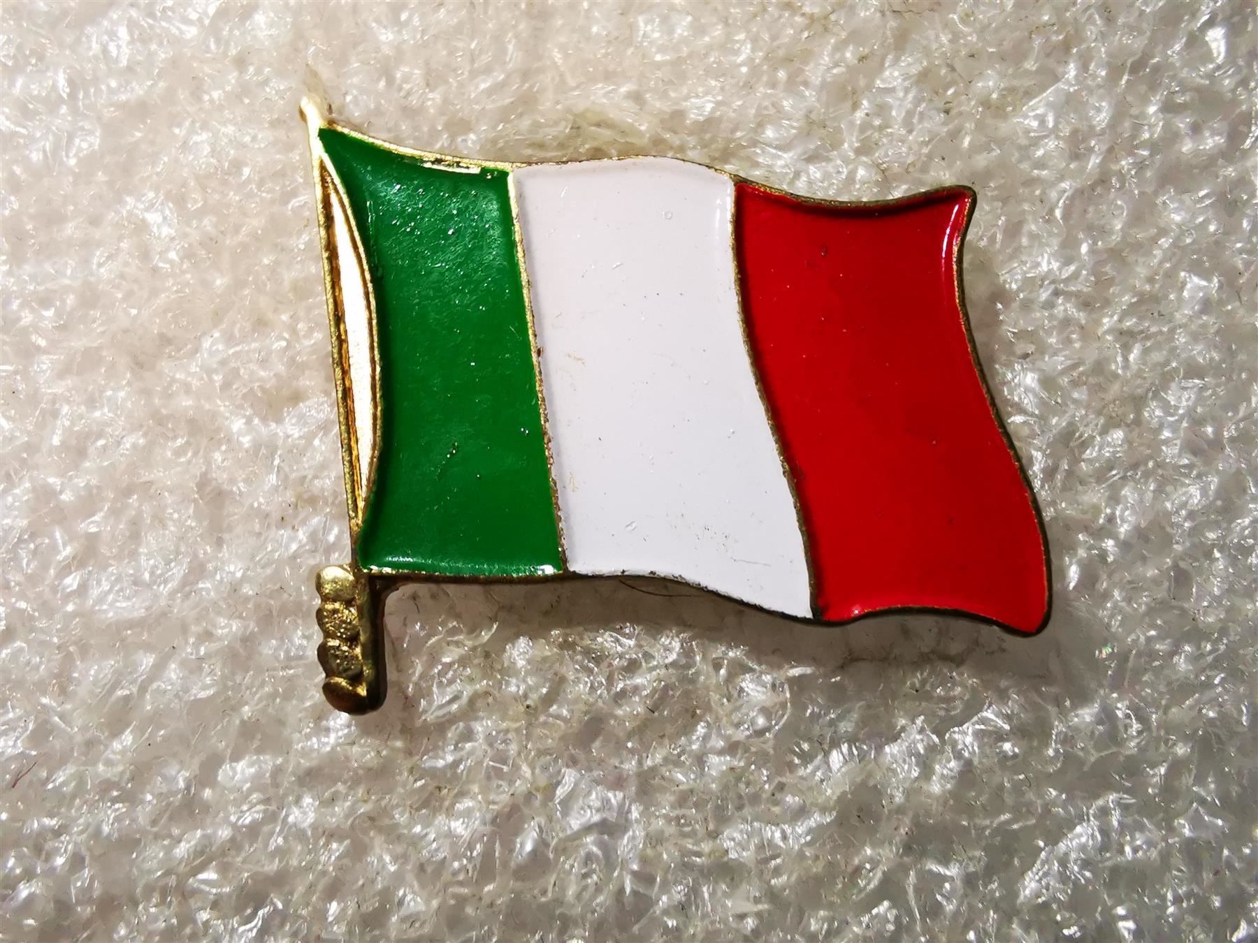 Placchette & Badge: Ansteckpin 224: Flagge Italien – Usato da Oppligen venduto da Pin-Fall-Shop