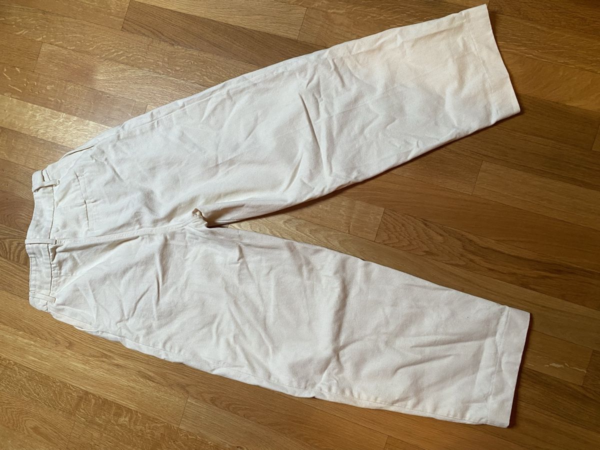 Weekday Pantaloni: Pantalon crème Weekday taille 34 – Usato da Epagny venduto da nie_n5yb 3