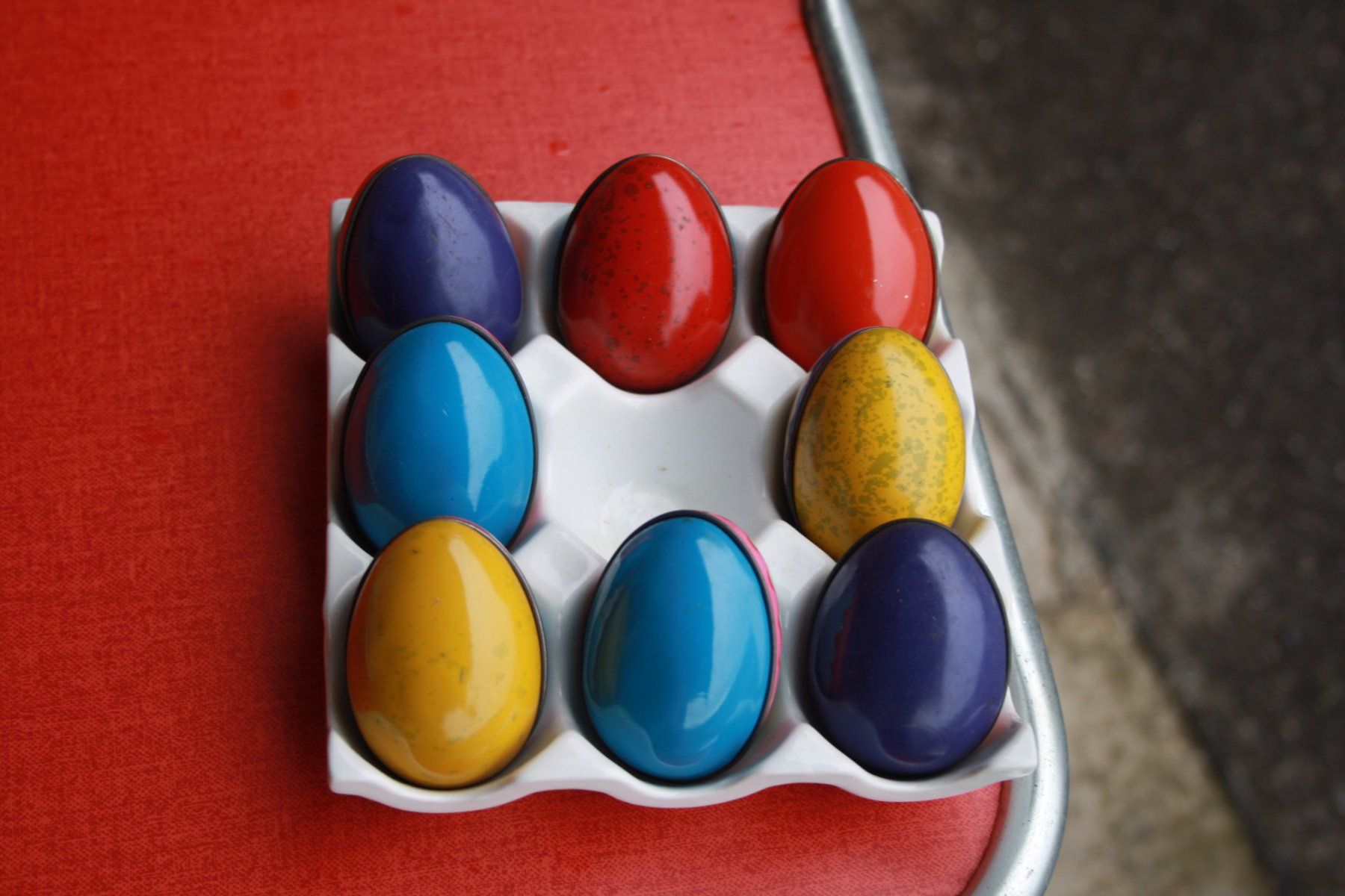 Tutte le decorazioni: 8 VINTAGE BLECH OSTEREIER EIER – Usato da Wauwil venduto da Pneuedy 9