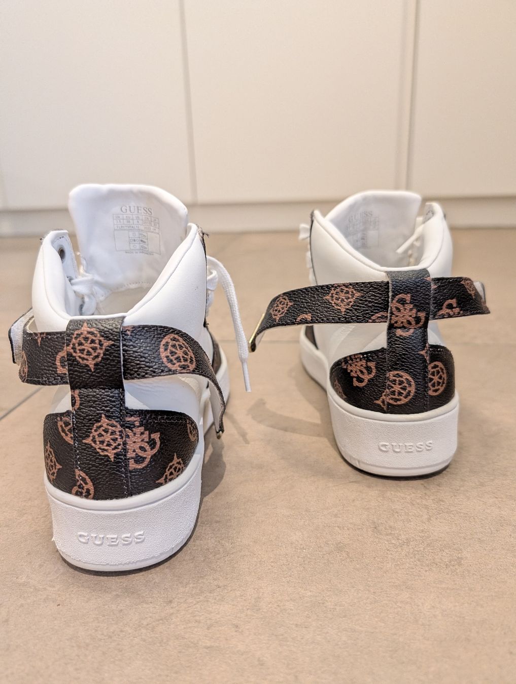 Guess Damenschuhe: Schöne GUESS Sneaker - Damen - Gr. 36 - NEU – Neu (gemäss Beschreibung) aus Vilters von rs4aholic 3