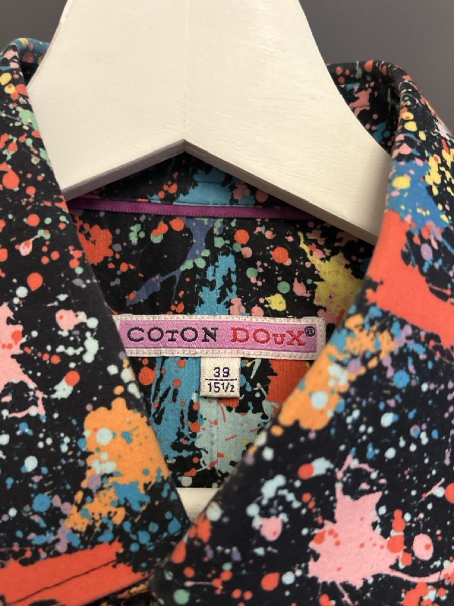 Camicie: Unique Splatter Paint Shirt, Colorful Design, Spring Ready – Usato da St. Gallen venduto da tim_6btw 1