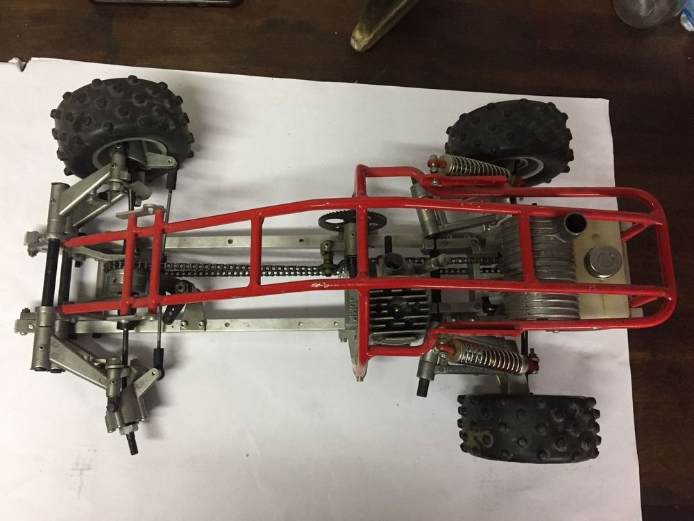 Kyosho Land Jump 4D Vintage Verbrenner Buggy (Defekt) in Boniswil für CHF 455 – nur Abholung auf